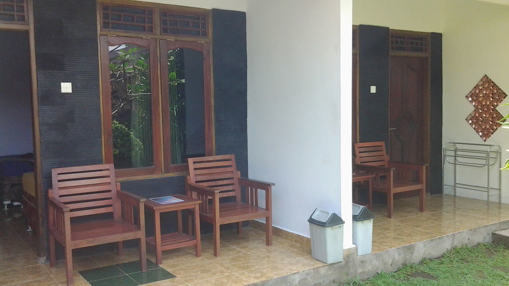Family Garden Homestay Mangsit Екстер'єр фото