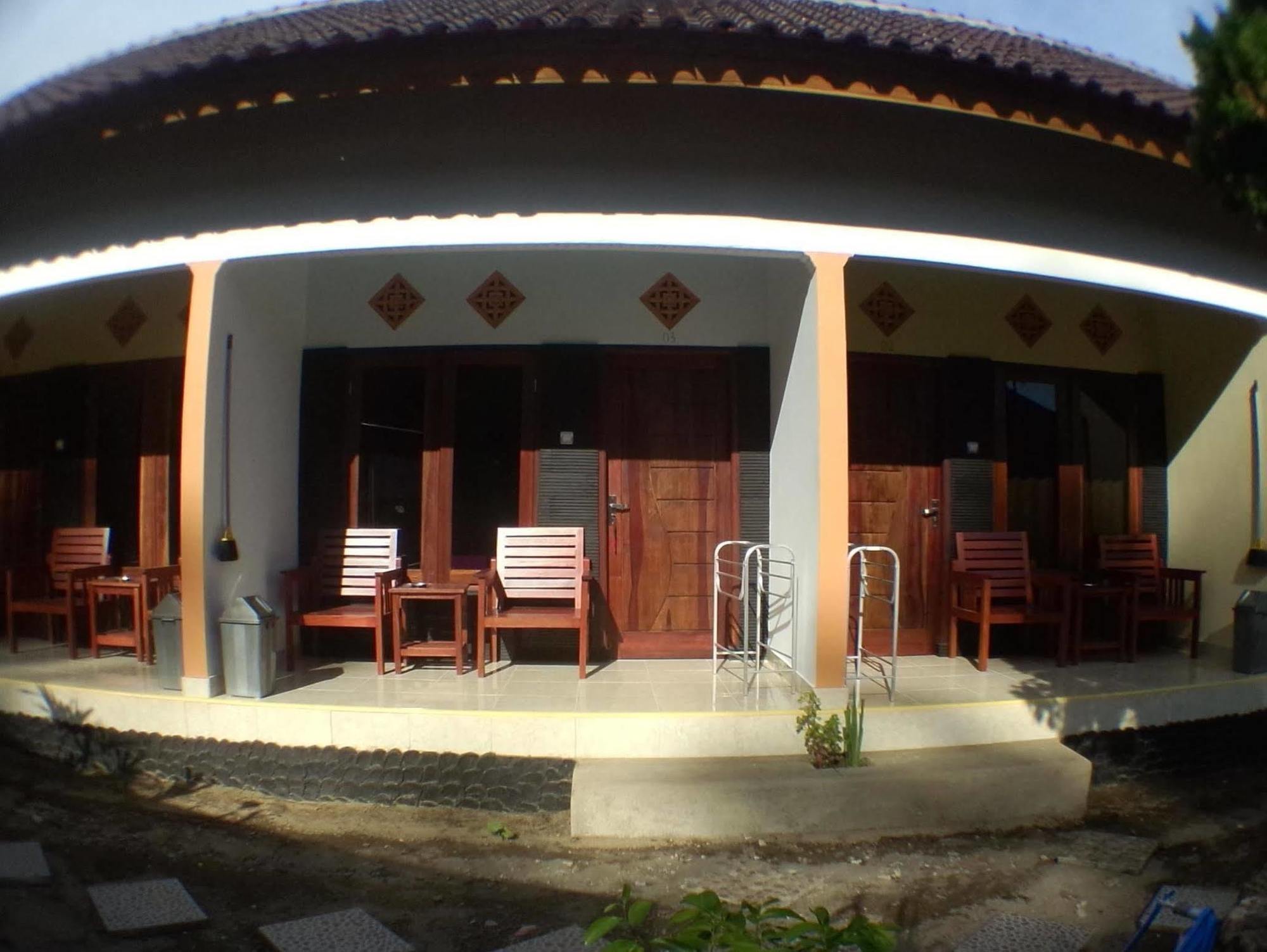Family Garden Homestay Mangsit Екстер'єр фото