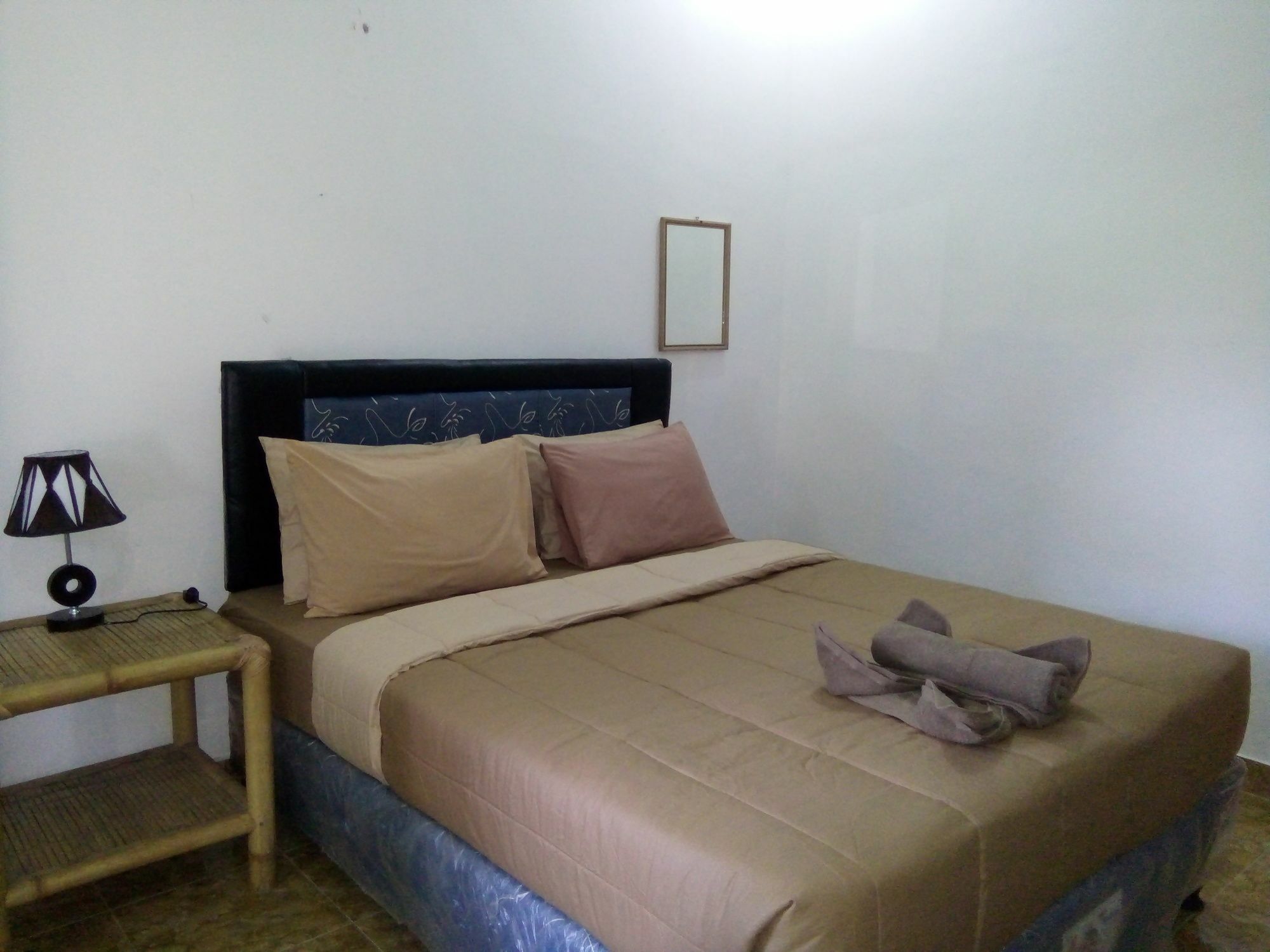 Family Garden Homestay Mangsit Екстер'єр фото
